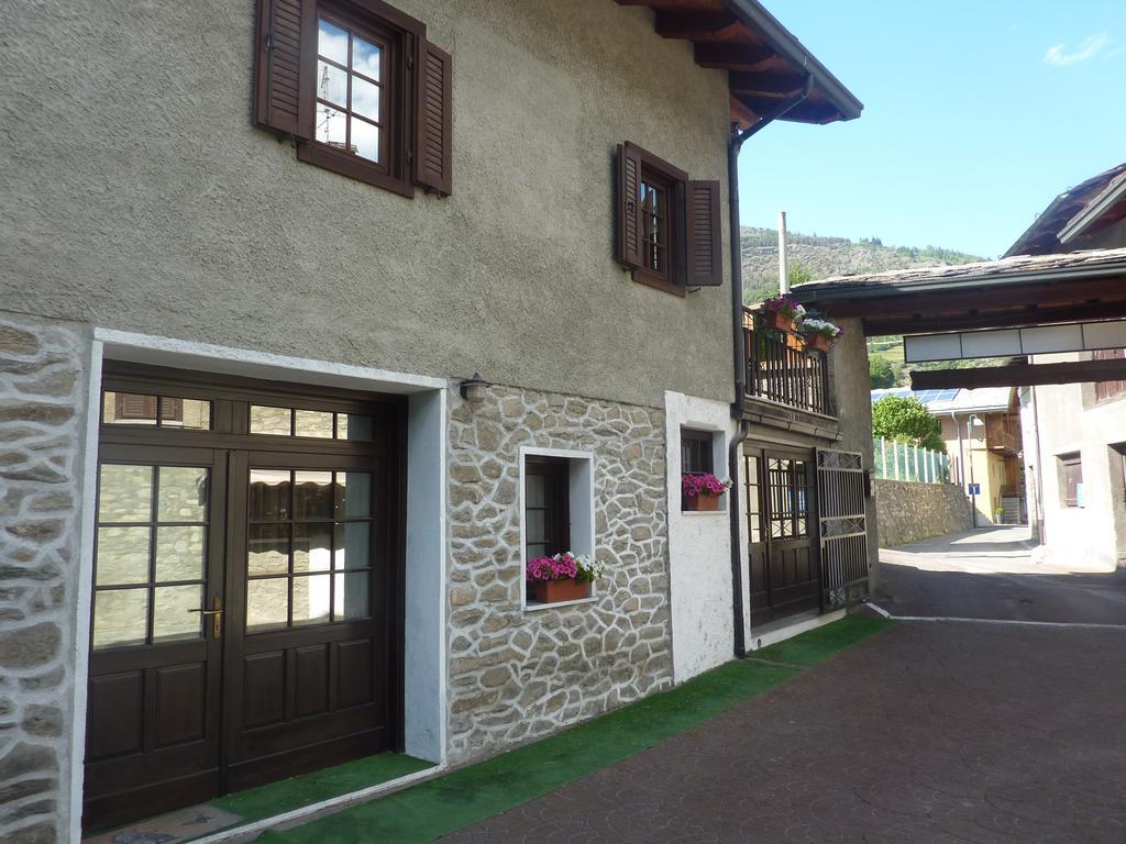 B&B La Vieille Meison De Pappa Sarre 外观 照片