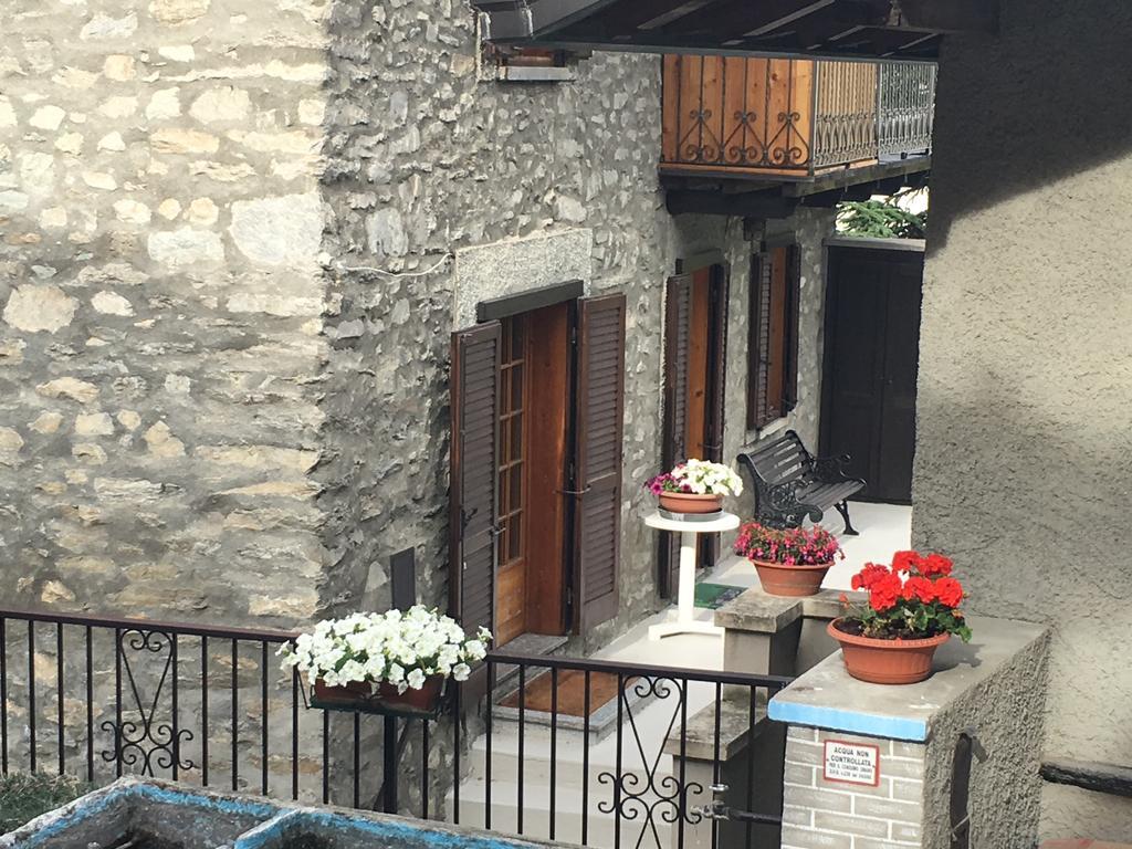 B&B La Vieille Meison De Pappa Sarre 外观 照片
