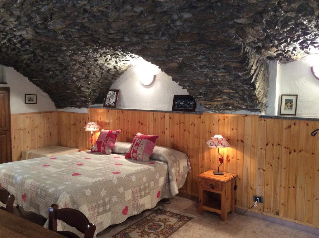 B&B La Vieille Meison De Pappa Sarre 外观 照片
