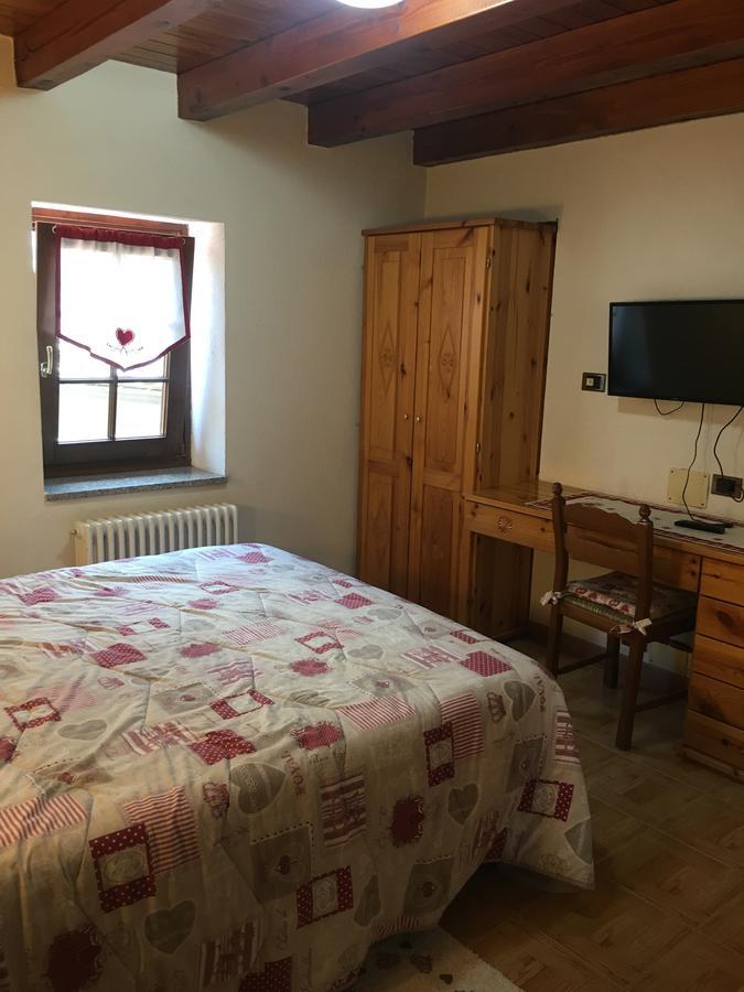 B&B La Vieille Meison De Pappa Sarre 外观 照片